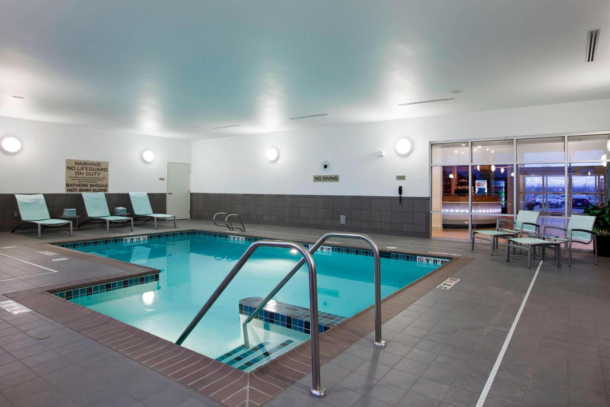 Springhill Suites By Marriott Salt Lake City Airport Екстер'єр фото