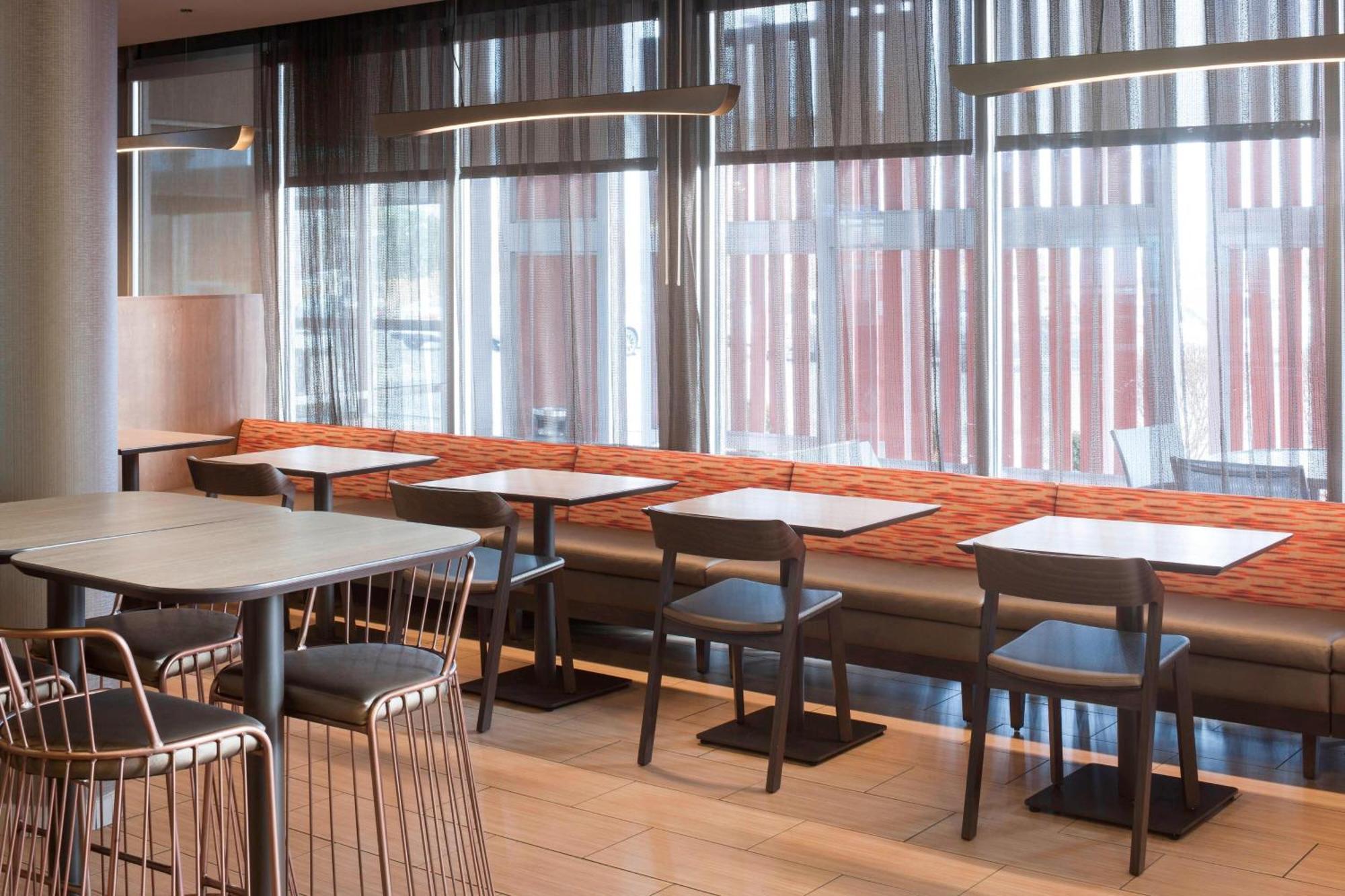 Springhill Suites By Marriott Salt Lake City Airport Екстер'єр фото